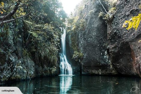 Photo of property in 122 Lone Kauri Road, Karekare, New Lynn, 0772