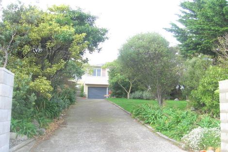 Photo of property in 18 Mana Esplanade, Paremata, Porirua, 5026