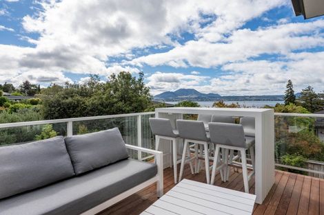 Photo of property in 3b Isobel Street, Acacia Bay, Taupo, 3330