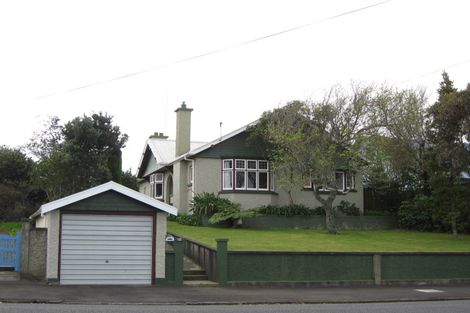 Photo of property in 14 Birdwood Avenue, Moturoa, New Plymouth, 4310