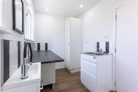 Photo of property in 61 Burgoyne Street, Woodville, 4920