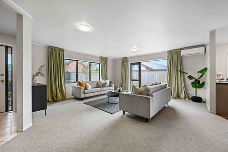 Photo of property in 19 Mickelson Avenue, Rototuna, Hamilton, 3210