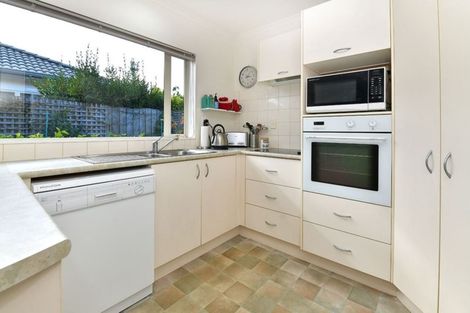 Photo of property in 29 Dan Tori Place, Orewa, 0931