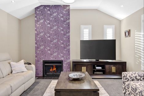 Photo of property in 4 Cooper Crescent, Cambridge, 3434