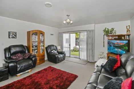 Photo of property in 131a Mangorei Road, Merrilands, New Plymouth, 4312