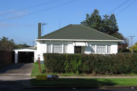 Photo of property in 2/1 Freyberg Avenue, Papatoetoe, Auckland, 2104