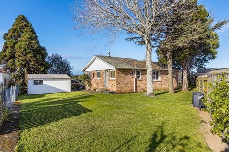 Photo of property in 6 Diana Drive, Glenfield, Auckland, 0627