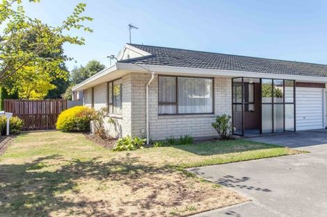 Photo of property in 1/13 Main South Road, Sockburn, Christchurch, 8042