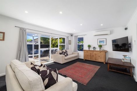 Photo of property in 15 Dunster Street, Burnside, Christchurch, 8053