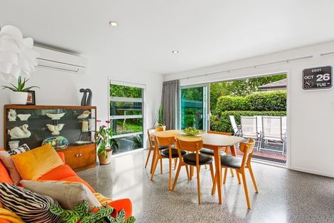 Photo of property in 26a Gladstone Road, Northcote, Auckland, 0627