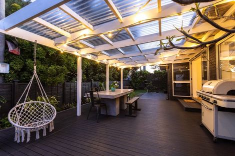 Photo of property in 26 Doment Crescent, Orewa, 0931