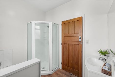 Photo of property in 90 Condell Avenue, Papanui, Christchurch, 8053