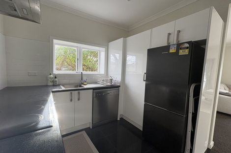 Photo of property in 78 Bell Road, Waiwhetu, Lower Hutt, 5010