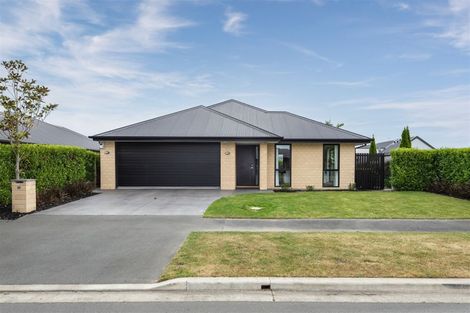 Photo of property in 17 Ashboult Street, Halswell, Christchurch, 8025
