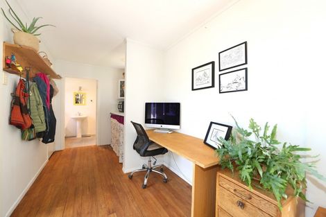 Photo of property in 11-13 Kuku Street, Te Awanga, 4102