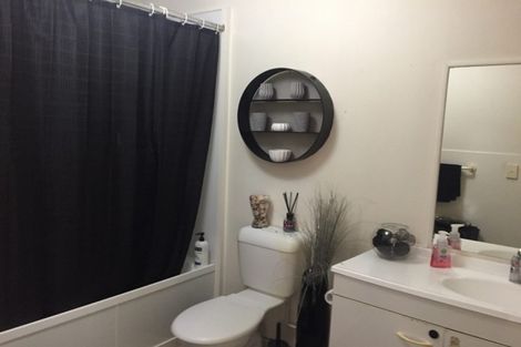 Photo of property in 324 West Coast Road, Glen Eden, Auckland, 0602