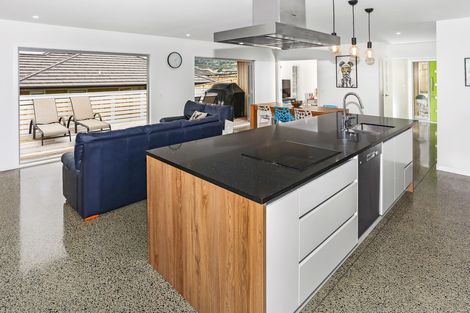 Photo of property in 28 Hillpark Drive, Pokeno, 2402