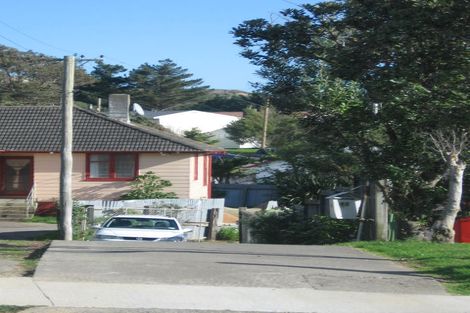 Photo of property in 42 Aberfeldy Street, Cannons Creek, Porirua, 5024