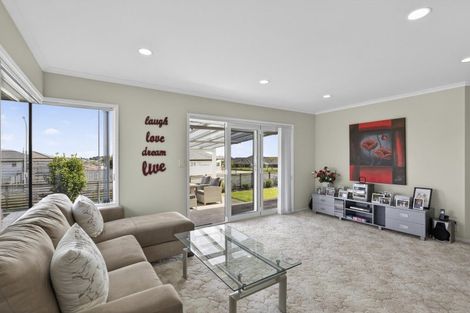 Photo of property in 38 Karamea Street, Whalers Gate, New Plymouth, 4310