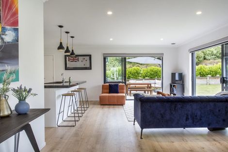 Photo of property in 5 Magnolia Lane, Kaukapakapa, Helensville, 0875