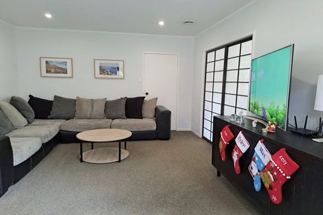 Photo of property in 48 Salamanca Road, Sunnynook, Auckland, 0620