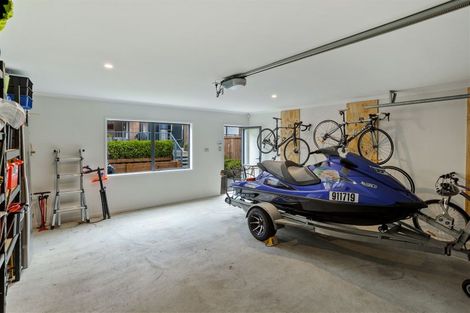 Photo of property in 186 Hobsonville Point Road, Hobsonville, Auckland, 0616