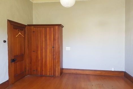Photo of property in 46 Vivian Street, New Plymouth, 4310
