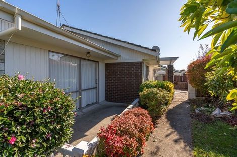 Photo of property in 24 Forest Lake Road, Forest Lake, Hamilton, 3200