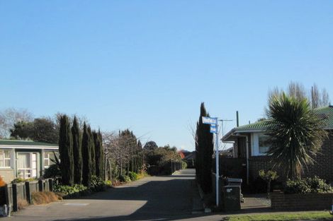 Photo of property in 4 Woodfield Lane, Redwood, Christchurch, 8051