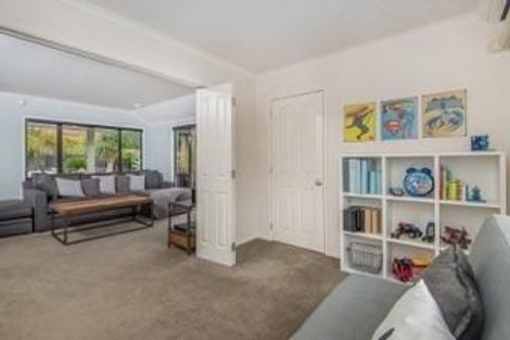 Photo of property in 7 Orwell Road, Greenhithe, Auckland, 0632