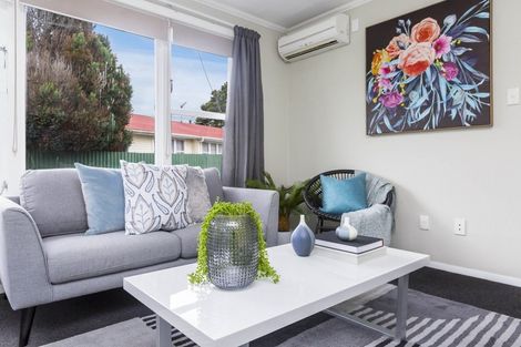 Photo of property in 1/18 Benge Crescent, Clouston Park, Upper Hutt, 5018