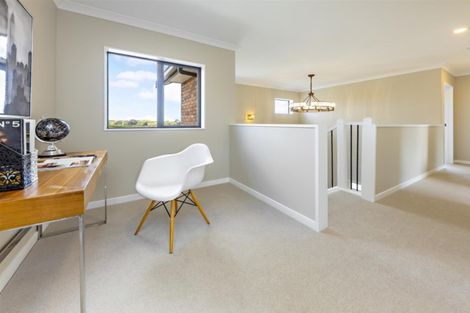 Photo of property in 37 Papareia Road, Karaka, Papakura, 2113