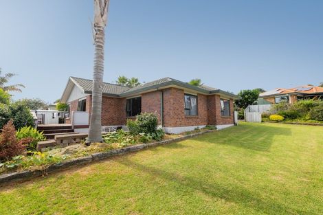 Photo of property in 6 Astor Place, Welcome Bay, Tauranga, 3112