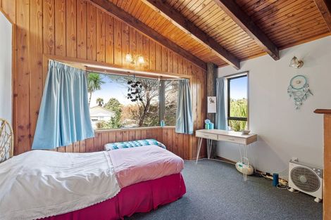 Photo of property in 58 D'oyly Drive, Stanmore Bay, Whangaparaoa, 0932