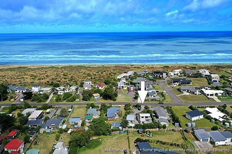 Photo of property in 30 Kent Avenue, Waitarere Beach, Levin, 5510