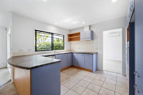 Photo of property in 6 Rush Creek Drive, Westgate, Auckland, 0614