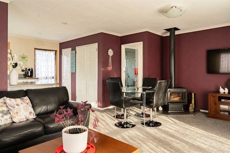 Photo of property in 49 Elderlee Street, Milton, 9220