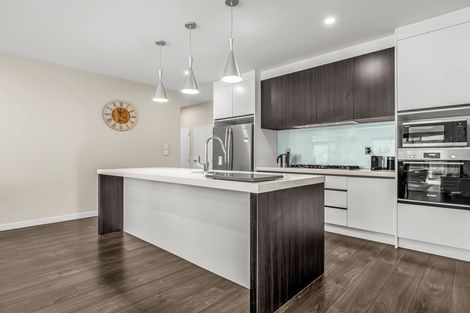 Photo of property in 21 Jeroboam Loop, Kumeu, 0810