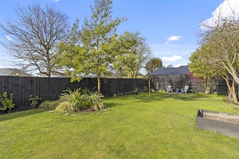 Photo of property in 172 Olliviers Road, Phillipstown, Christchurch, 8011