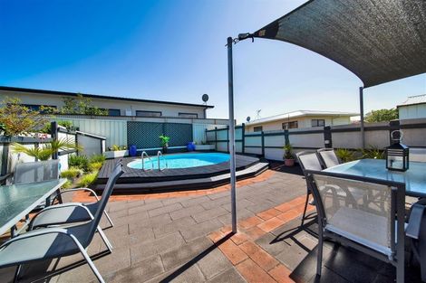 Photo of property in 16 Smeaton Road, Bell Block, New Plymouth, 4312