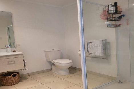 Photo of property in 24 Station Street, Hobsonville, Auckland, 0616