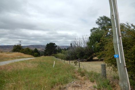 Photo of property in 15 Campbells Track, Lake Roxburgh Village, Roxburgh, 9571