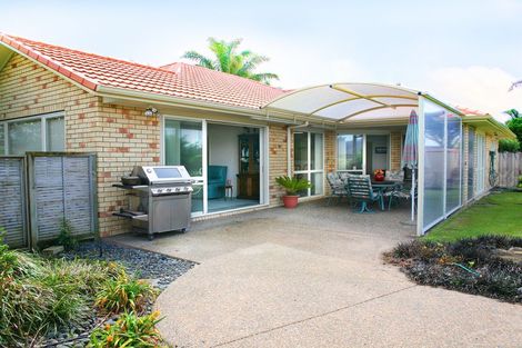 Photo of property in 14 Moss Crescent, Takanini, 2112