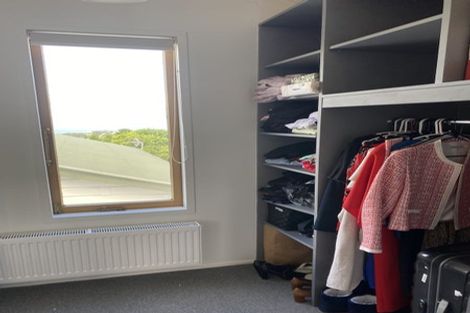 Photo of property in 25 Putnam Street, Northland, Wellington, 6012