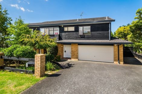 Photo of property in 2/56 Galaxy Drive, Mairangi Bay, Auckland, 0630