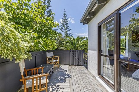 Photo of property in 1/6 Bronwyn Place, Torbay, Auckland, 0630