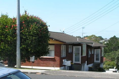 Photo of property in 2/175 Forrest Hill Road, Forrest Hill, Auckland, 0620