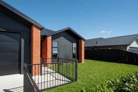 Photo of property in 28 Piata Street, Papamoa Beach, Papamoa, 3118