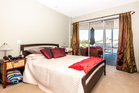 Photo of property in Bay View, 9/90 Customhouse Street, Gisborne, 4010