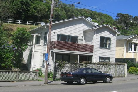 Photo of property in 48 Fairview Crescent, Kelburn, Wellington, 6012